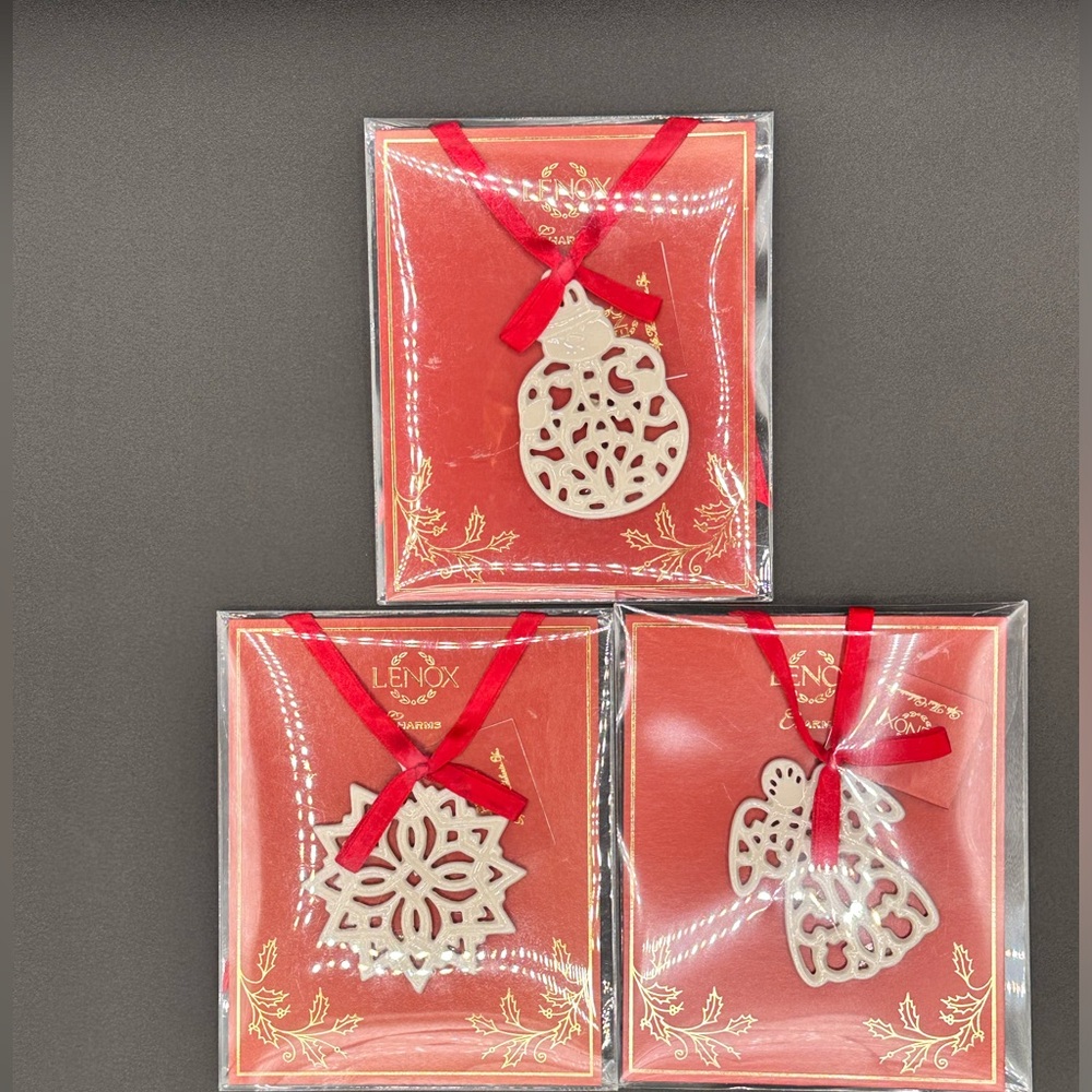 NIB!! Lenox White Holiday Ornaments Set!